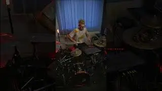 Linear drumming on a techno kit