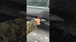 Как она так замерзла 😲 #funny #shorts