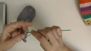 Квадратный мотив крючком