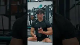 WORLDS BIGGEST BICEPS