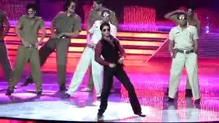 Performance with Shahrukh Khan (IIFA Awards 2011)