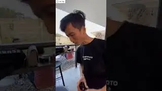 tips foto cewek duduk di cafe
