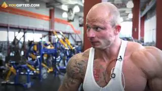 Павел Кириленко. Тренировка спины.