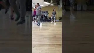 Dance Fitness Choreography to Suave (Kiss Me) [feat. Mohombi and Pitbull]