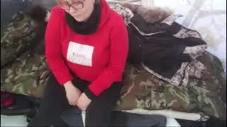 Едем по льду водохранилища на рыбалку, скоро лед начнет таять. Устроились в палатке, начинаем