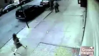 A Woman Chases After Two Men who Stole Her Cell Phone in Crown Heights 6-9-13
