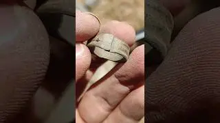 Našel jsem stříbrný prsten ukrytý v poušti detektorem #metaldetecting #metaldetector #archaeology