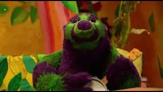 The Roly Mo Show- Roly Mo came rolling home