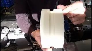 Ролик из капролона