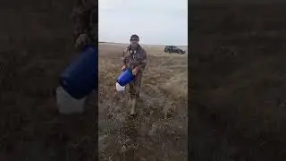 Рыбалка в полях в Алтайском крае после паводка...