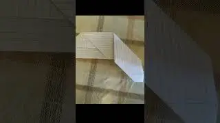 как сделать крутой самолётик из тетрадного листа! 