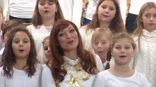 Miklavžev prihod  - Alenka Kolman in pevski zbor OŠ Sv. Ana