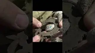 Старинное селфийное приспособление.