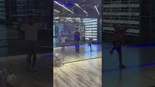 Have a funny Street Dancing with little brother together in SH