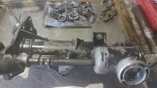 Mg Midget 1500 Tailshaft issues painting, and problems  with selector rod.