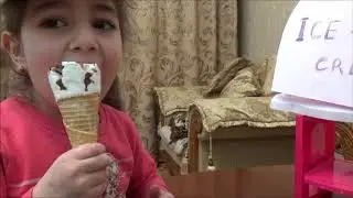играют в магазин мороженого |  play ice cream shop