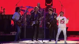 Journey - Only The Young (Lollapalooza 2021)