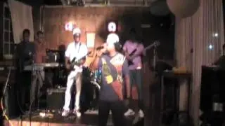 MDON LIVE_PT2 @ Quizz and Italee RPM2010. Village blues bar