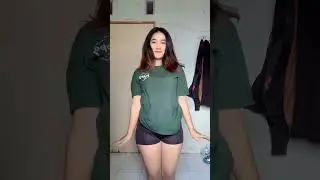 cewek cantik goy4ng celana ketat pendek mengkilap #viralshorts