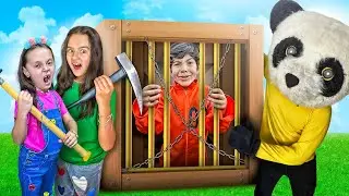 MIS HERMANITAS ENCIERRAN a BABY RICK en una CAJA DE CARTÓN INDESTRUCTIBLE !!