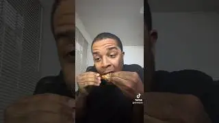 TRYING OUT THE WING STOP SWEET BBQ BLAZE WINGS #viral #wingstop #sweetbbqblaze