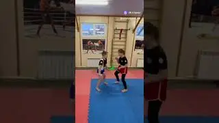Проходите заниматься кикбоксингом в школу Им. В. Н. Кызым.