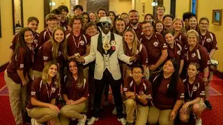 Flavor Flav Meets with Kids who Volunteered