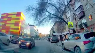 Движение на автомобиле по Тюмени до таможни и на Киевскую