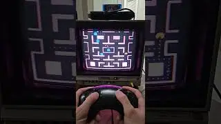 Ms. Pacman CRT gameplay