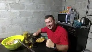 Кролик в казане с овощами