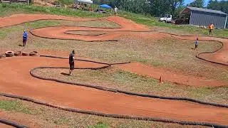 Red Brush RC sportsman E-buggy  rd 1 qual