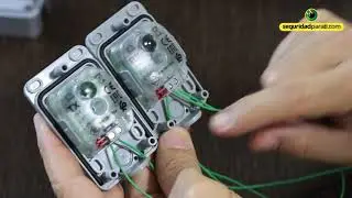Como instalar y configurar una fotocélula de la serie blue bus en un motor corredizo Nice RB50HS