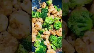 Healthy Garlic Shrimp and Broccoli - Our Weekly Go To Meal For Weight Loss 😎
