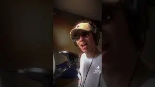 Кизару Зеракало (Пародия из тик тока) Пидор На Крыльце