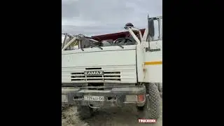 Ковш экскаватора снёс крышу КаМазу