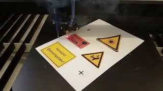 CO2 Laser mit Kamera und Passermarken Erkennung