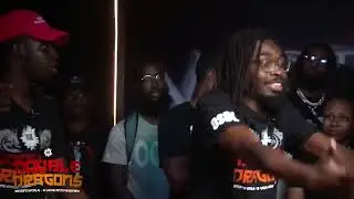 Space Invaders vs Holy Trophies (Bars only)