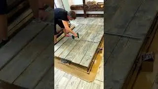 Как закрепить доски к профильной трубе ?)