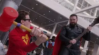 Thor Vs Chapulin - Comic Con 2019