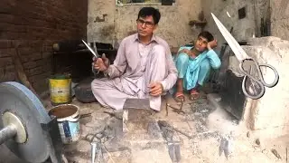 Exceptional Talented Blacksmith Who Makes Amazing Scissors