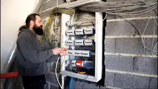 Składamy rozdzielnicę Jak luksiuelektryk to robi ? Poradnik od A do Z  Część 2