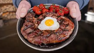Perfectly Cooked Steak and Eggs: How To Do It With Cast Iron
