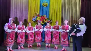 ОЙ У ПОЛІ ТРИ ТОПОЛІ НАРОДНИЙ ВОКАЛЬНИЙ АМАТОРСЬКИЙ АНСАМБЛЬ"СМЕРЕКА"