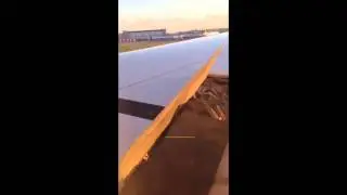 Boeing 777 landing at London Heathrow