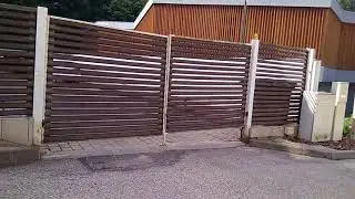 Частный сектор Вильнюса. Все "утопает" в зелени.