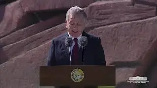Prezident Shavkat Mirziyoyev Jaloliddin Manguberdi haykali ochilishida ishtirok etdi.