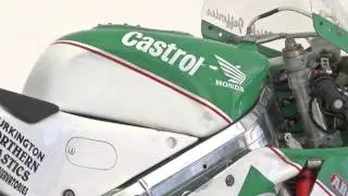 Great Racing Motorcylces - Honda RC30 - Nick Jefferies - Isle of Man TT - HD