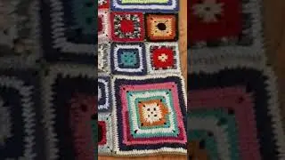 Коврик из квадратов. Бабушкин квадрат. Вяжем из остатков пряжи и старых футболок.