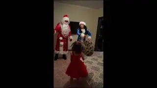 Встреча с Дедом Морозом и Снегурочкой)))