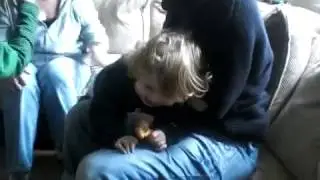 rasberry on mums belly.MOV